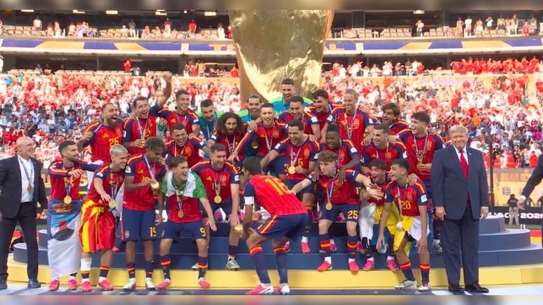 Trump Refuses To Leave Stage Even As Spain Lifts World Cup Trophy, Video Goes Viral