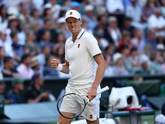 Carlos Alcaraz Congratulates Jannik Sinner After Wimbledon Title Win