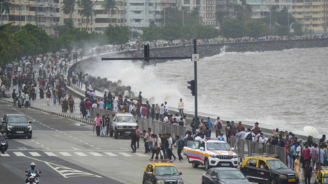 Mumbai Rains Live Updates: City Braces For More Rain; Thane, Palghar Under Orange Alert
