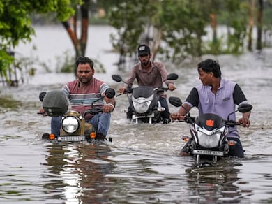 Maharashtra Mumbai Rains Highlights: Thane Pune Raigad Severe Waterlogging, Landslides, Disrupted Train Services
