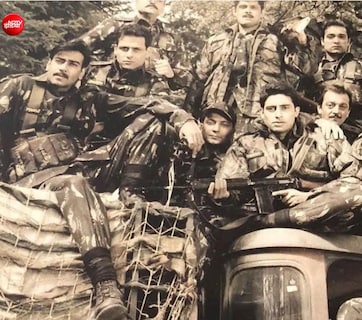 4 घंटे 15 मिनट की वो फिल्म जिसके नाम दर्ज है सबसे लंबी हिंदी मूवी का रिकॉर्ड, 13 बॉलीवुड स्टार आए एक साथ, फिर भी नतीजा सुपरफ्लॉप