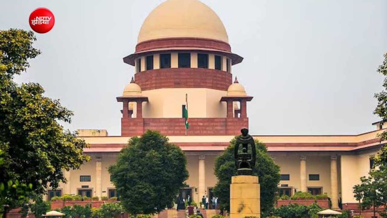 सुप्रीम कोर्ट ने सीलबंद लिफाफे में हवाई किराए को रेगुलेट करने के नियम केंद्र सरकार से 2 हफ्ते के अंदर मांगे