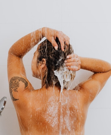 8 Must-Haves For The Ultimate Everything Shower