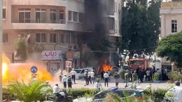 Syria Says ISIS Was Behind Damascus Bombings During Macron's Visit
