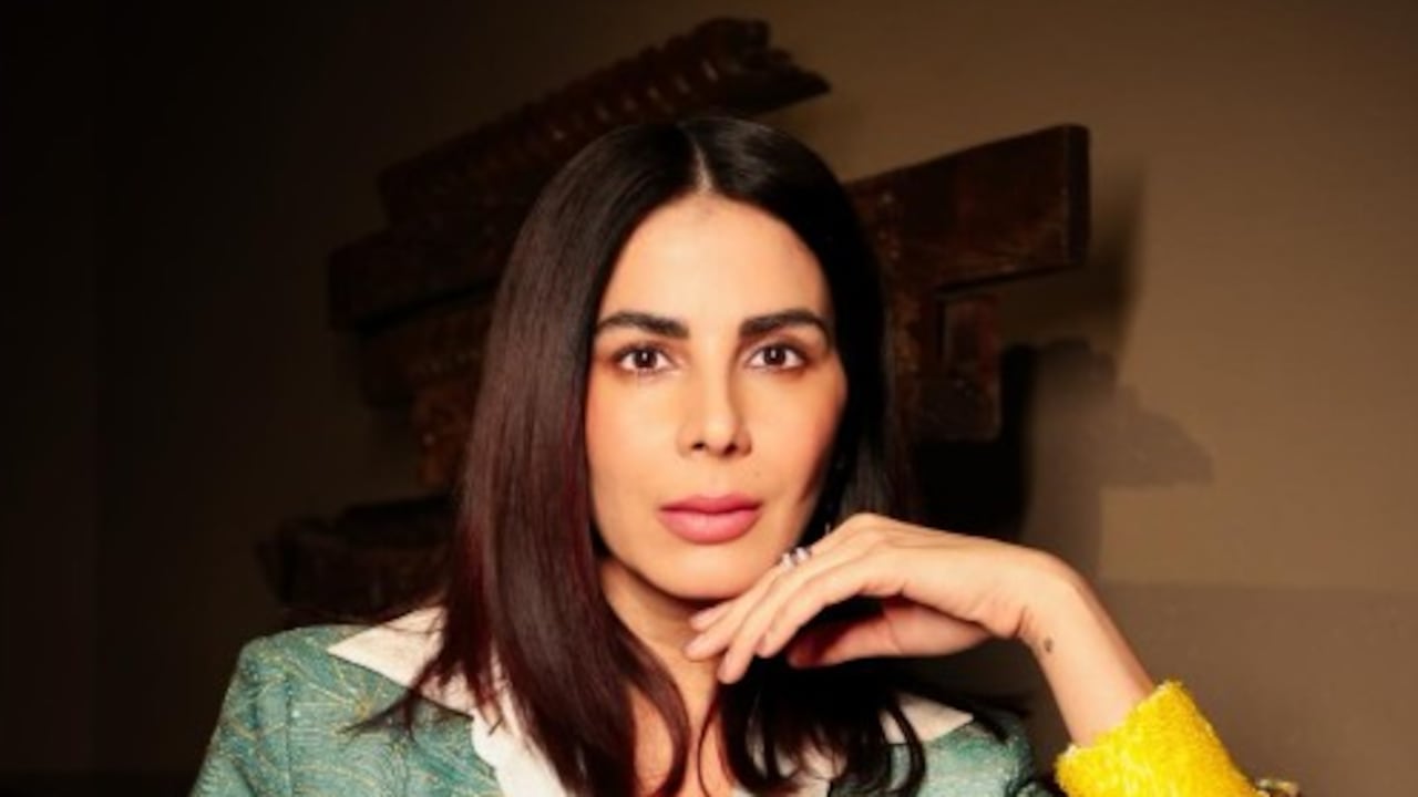 उरी एक्ट्रेस के साथ धोखाधड़ी, ठगों ने क्रेडिट कार्ड से की खरीदारी,  लगा 2.44 लाख रुपये का चूना