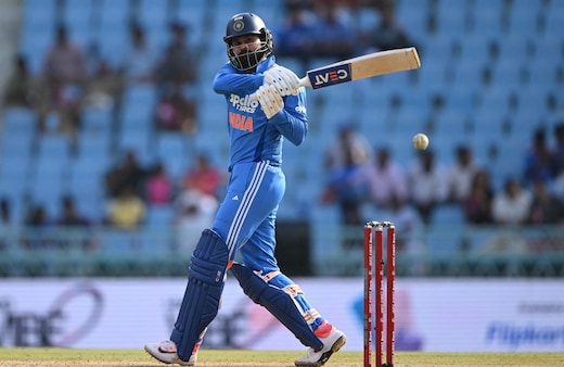 India vs England LIVE Score, 2nd T20I:  कप्तान अय्यर 37 रन बनाकर आउट,  भारत को तीसरा झटका