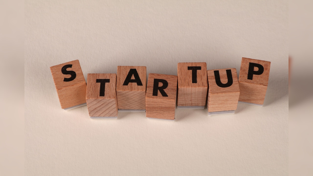 Investor Criticises Startup Founder For Spending Rs 5 Crore Seed Money To Buy Car, Flat: 'Dark Reality'