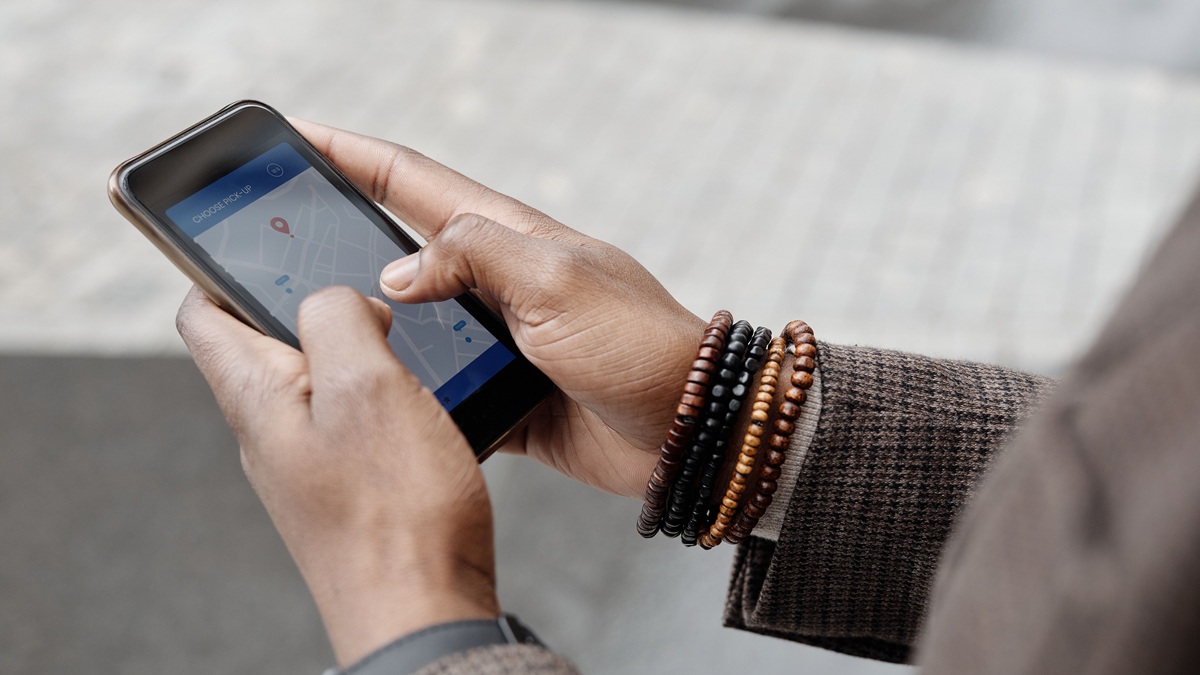 Google Maps कैसे लगाता है आपकी सटीक लोकेशन का पता? जानें इसका राज