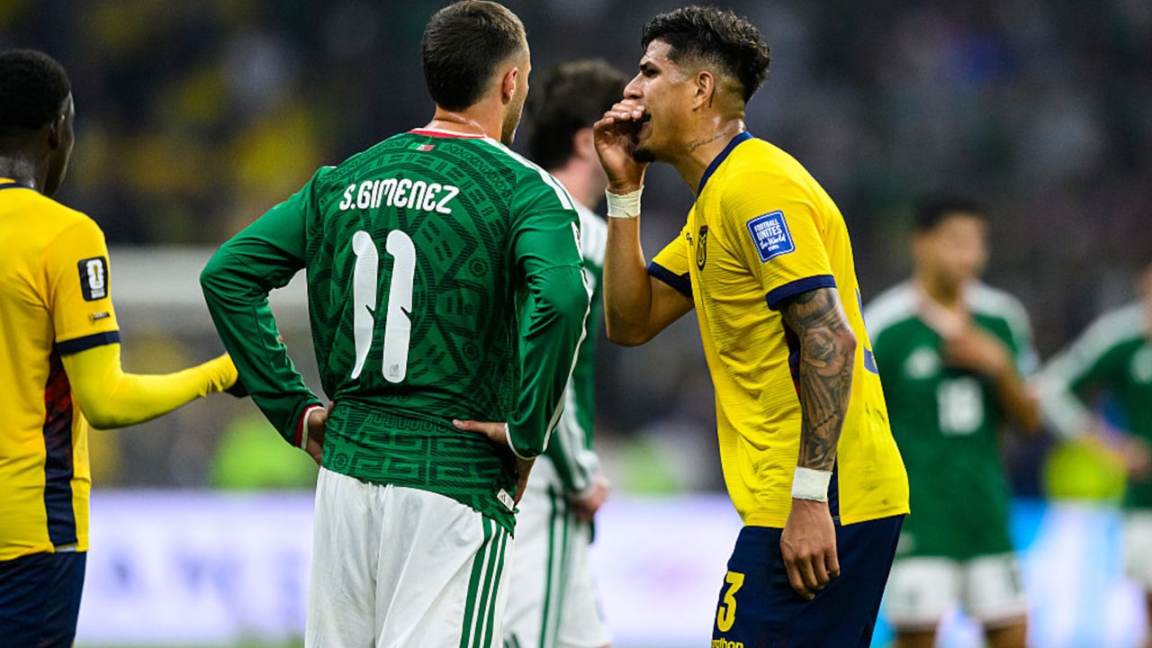 Ecuadors Piero Hincapie Becomes 2nd Player To Get Red Card For Covering Mouth At World Cup