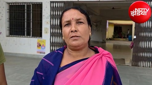"50 रुपया दो वरना छीन लेंगे नागरिकता, हमको चाहिए खर्चा पानी", SIR फॉर्म के नाम पर वसूली का आरोप