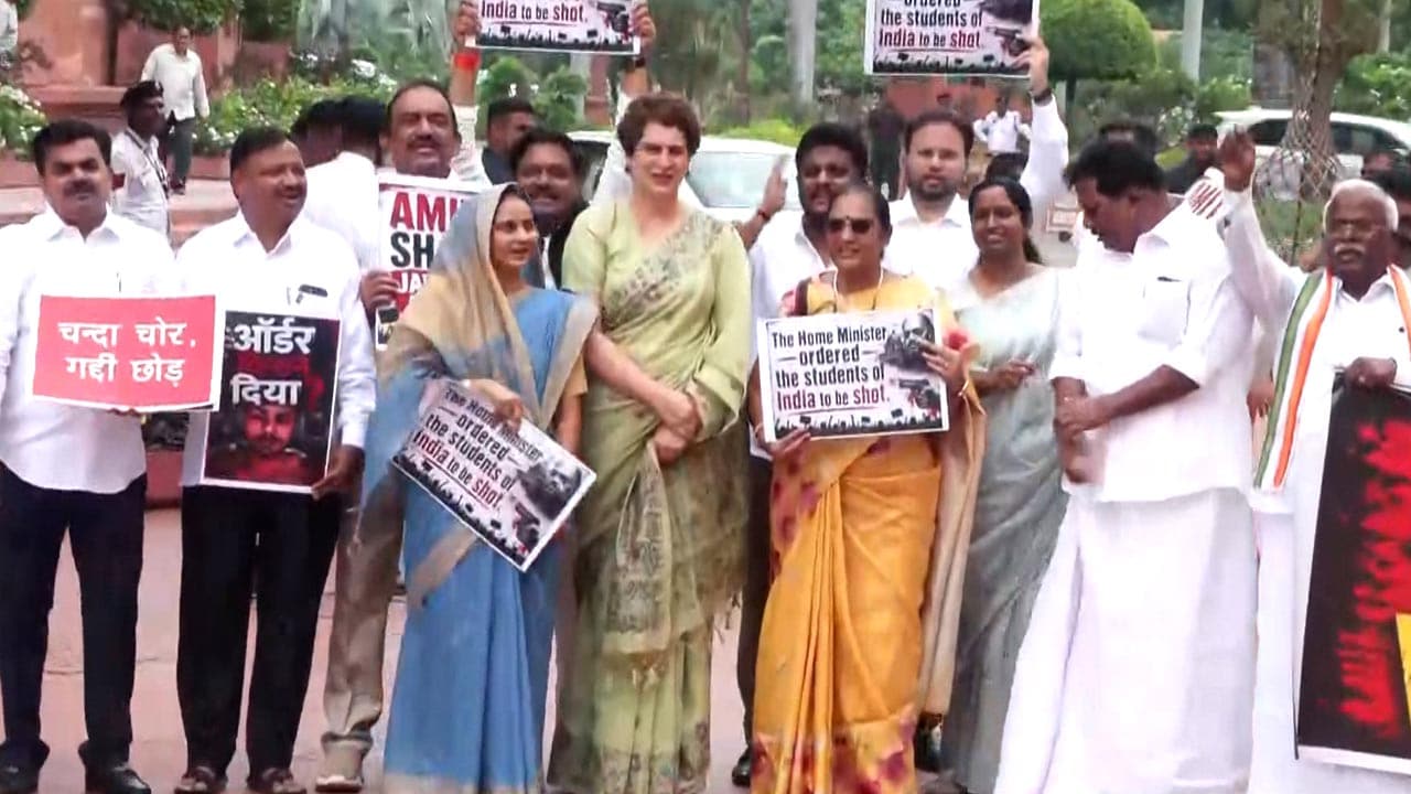 Opposition Protests In Parliament Complex, Demands Debate On Pellet Gun Use