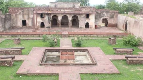 30 Men, A Crane And A Truck: How A 3,000-Kg Historic Cannon Was Stolen From MP Fort