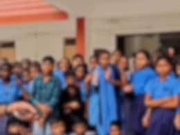 Students Corner Bihar Official Over Dirty Toilets, Poor-Quality Meals In School