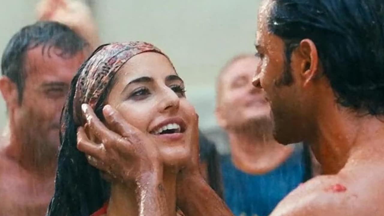Katrina Kaif and Hrithik Roshan ZNMD used 16000 kg tomatoes featured FIFA World Cup victory earned 153 crore on budget of 45 crore