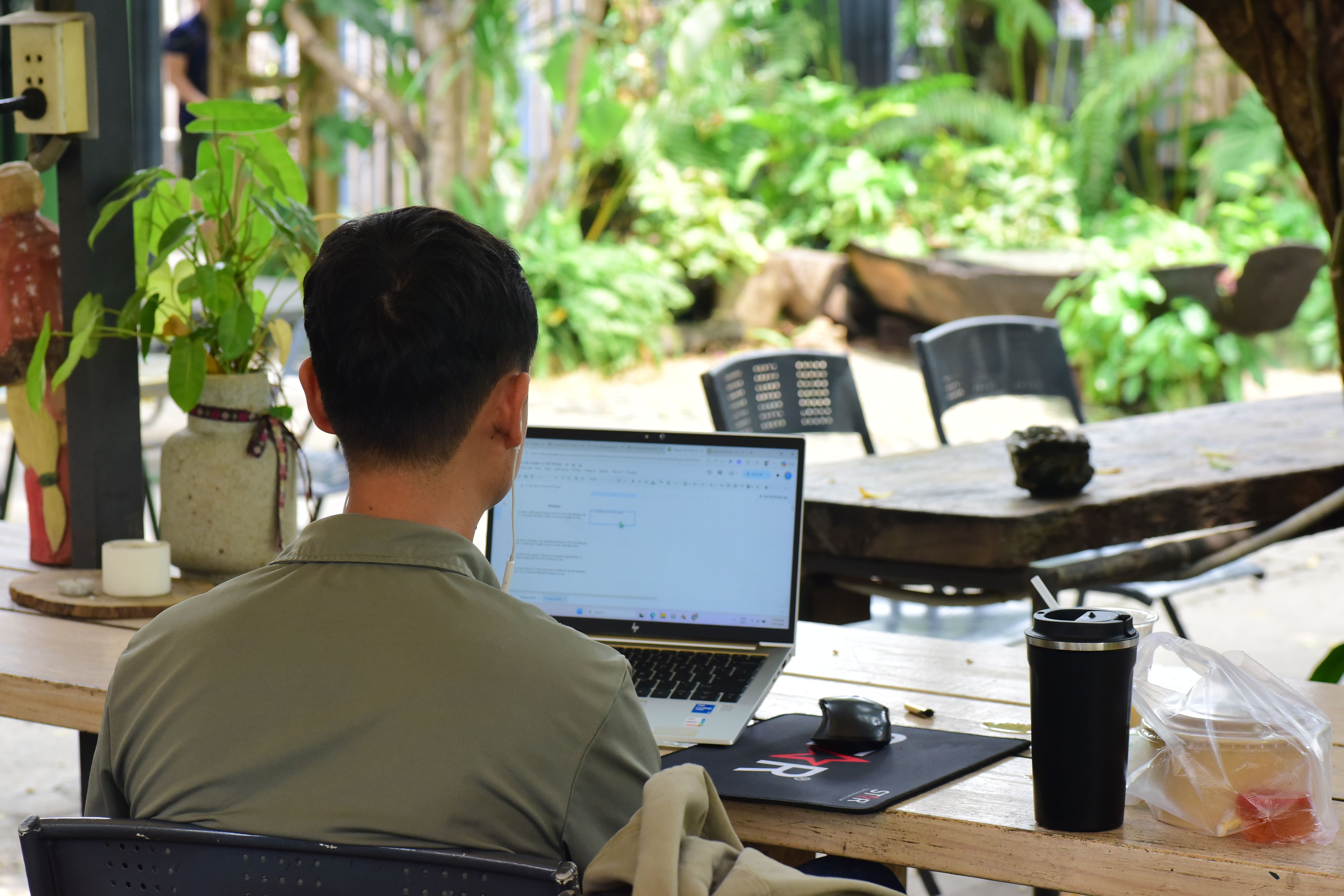 US Engineer Reveals How Lack Of Remote Work May Cost Him His Life
