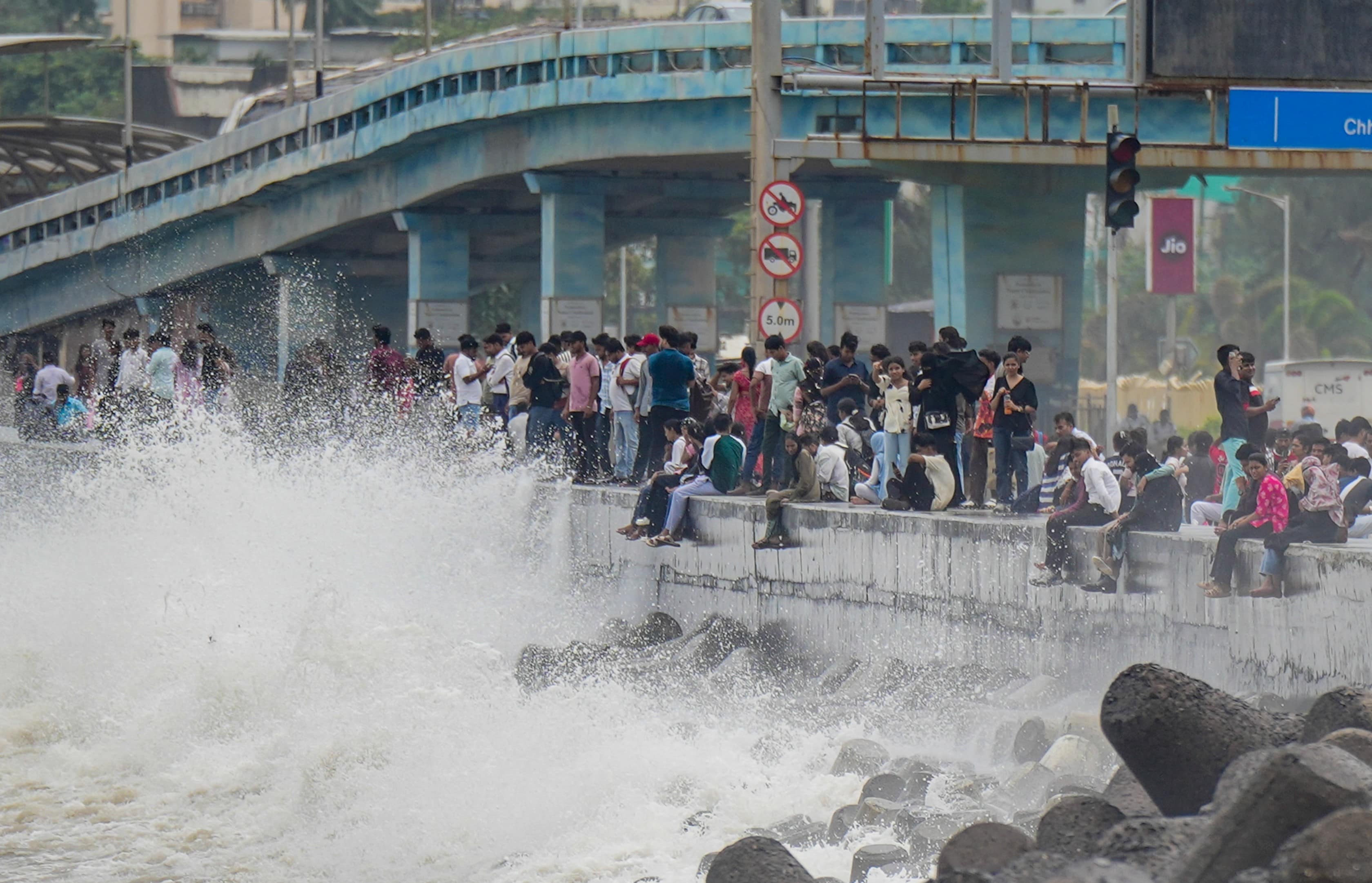 Mumbai Rains Highlights: IMD Issues Orange Alert For Mumbai, Thane With Heavy Rainfall