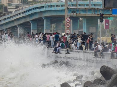 Mumbai Rains Live Updates: IMD Issues Orange Alert For Mumbai, Thane With Heavy Rainfall And Strong Winds Expected