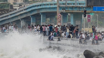 School Holiday: Are Schools Closed In Mumbai, Thane, Palghar Today? IMD Issues Yellow Alert For Heavy Rains