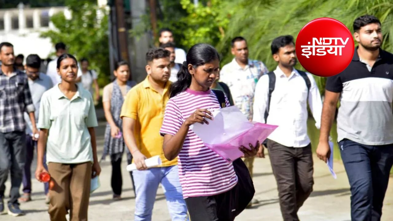 UPTET 2026 Live Update: यूपी टीईटी एग्जाम आज, कड़ी सुरक्षा के बीच 2O लाख उम्मीदवार देंगे एग्जाम, देखें हर अपडेट