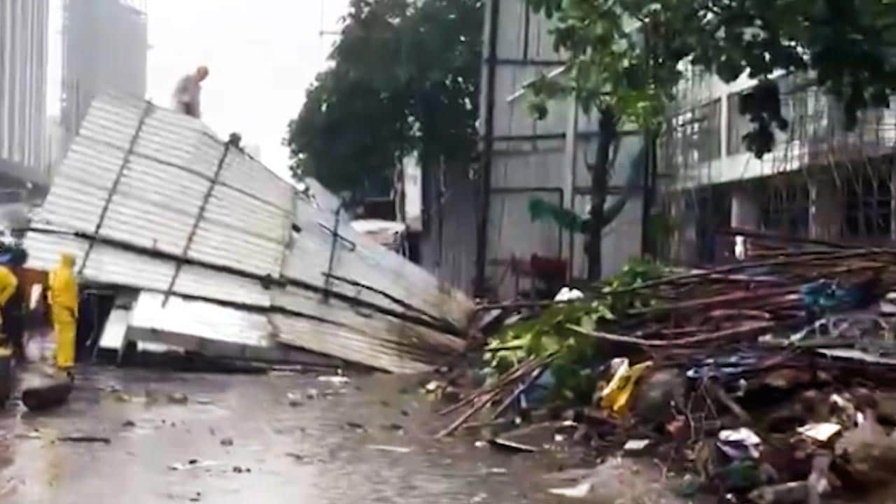 Under-Construction Slab Collapses In Mumbai's Borivali, Vehicles Damaged