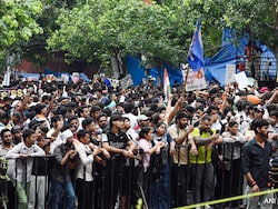 In Pics: Bengaluru, Chennai, Mumbai, Student Protests Move Beyond Delhi