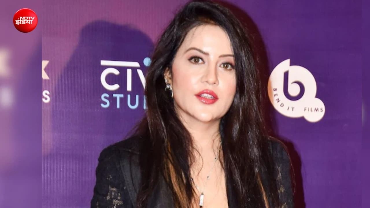 फडणवीस की पत्नी बोलीं- मैं चाहती हूं वो महाराष्ट्र में ही रहें, संजय राउत के दावे के बाद अहम बयान