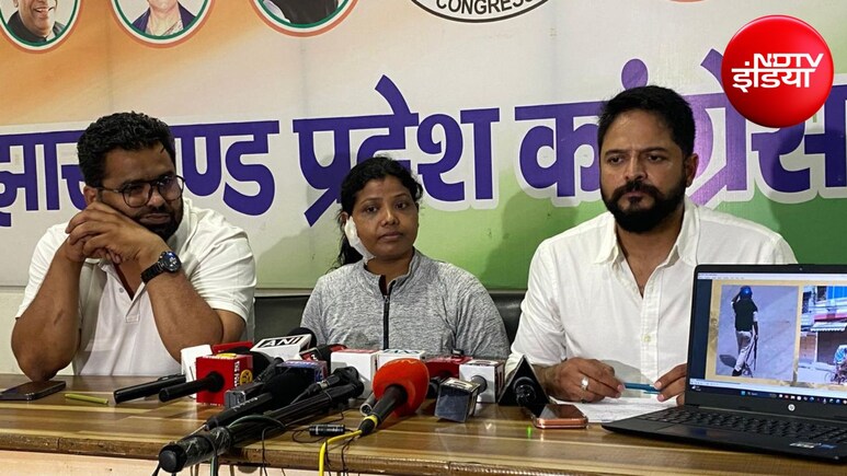 जंतर-मंतर लाठीचार्ज में घायल झारखंड की छात्रा का दर्द, नूतन टोप्पो बोलीं- 'मेरा कान लगभग कट गया था'