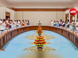 पश्चिम एशिया के हालात पर केंद्रीय मंत्रियों की बड़ी बैठक, हॉर्मुज खुलने पर गैस और तेल की आपूर्ति को लेकर हुई चर्चा