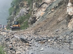 उत्तराखंड में भारी बारिश से कई जिलों में जनजीवन अस्त-व्यस्त, पहाड़ों से गिर रहे पत्थर; गंगोत्री राष्ट्रीय राजमार्ग बंद