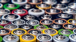 Govt Invites Global Bids For 10 GWh ACC Battery Giga-Factories Under PLI Scheme