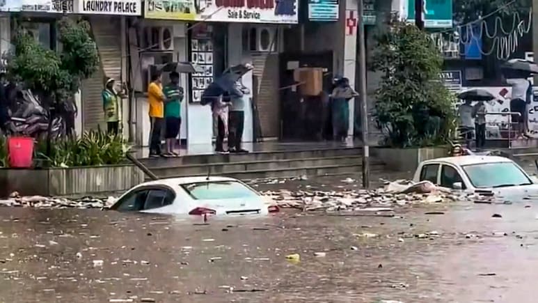 Mumbai Rain Havoc Captured In 10 Images: Flooded Roads, Fallen Trees, Traffic Chaos