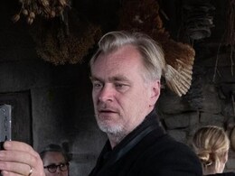 Christopher Nolan Confirms Not Having A Smartphone, Believes He Would Be "Horribly Addicted" To It