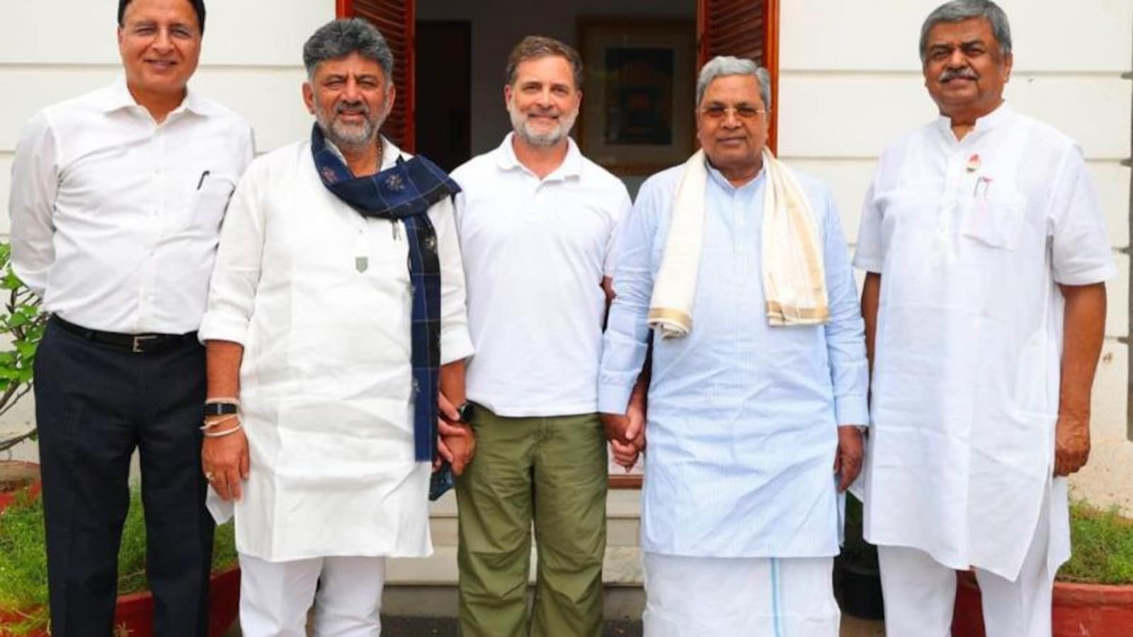 Karnataka Cabinet Reshuffle Delayed, High-Level Meetings Continue In Delhi