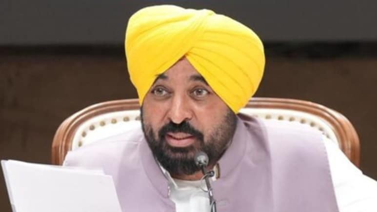 Punjab School Fee Rule: प्राइवेट स्कूलों की तानाशाही पर लगाम! 3 साल में ज्यादा वसूली फीस तो लौटाने होंगे पैसे