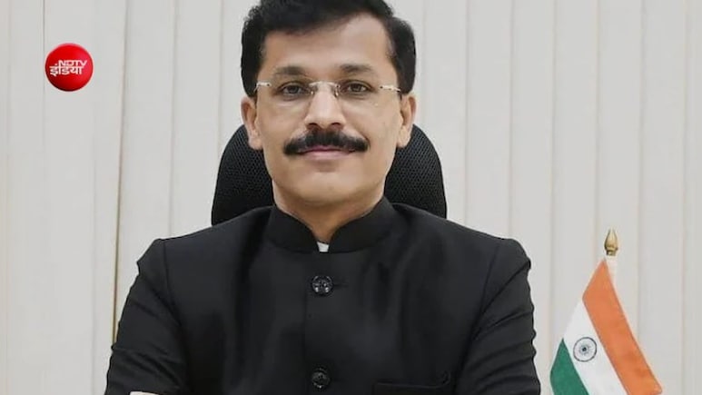 कौन हैं IAS तुकाराम, जिनसे हुई मिलावटखोरों की नींद हराम, 20 साल में झेले 25 तबादले, मगर हैं जनता के दुलारे
