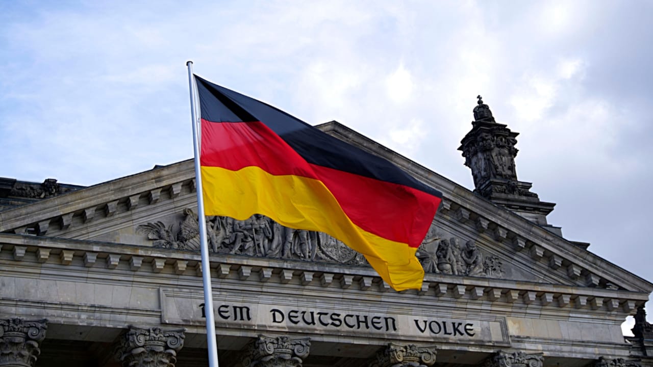A German Schengen visa also lets you travel to 28 other Schengen countries.