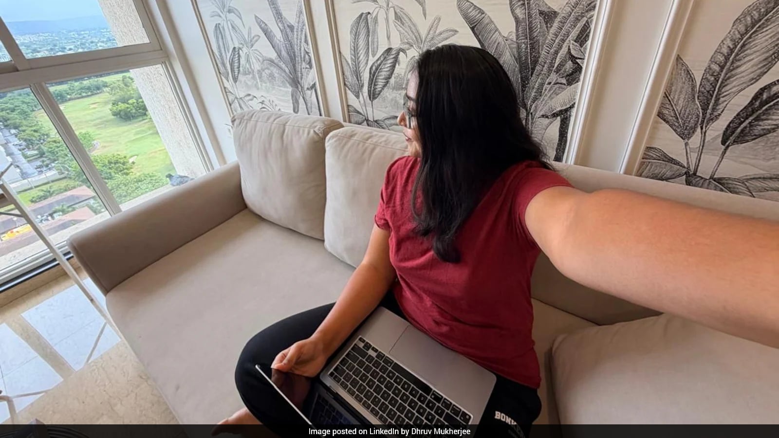 Boss Sends Employee on Paid Getaway Instead of Salary Cut