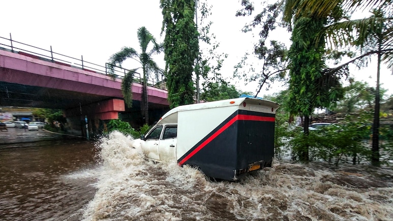 Caught On Camera: Massive Road Cave-In Swallows Vehicle In Mumbai's Bhandup Amid Heavy Rain