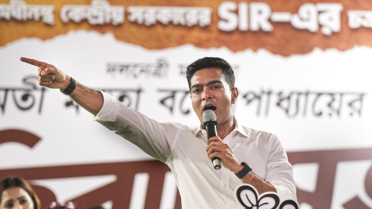 अभिषेक बनर्जी अभिषेक बनर्जी