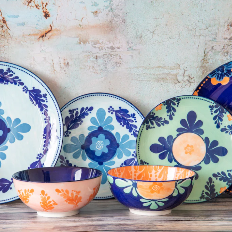 How To Choose Dinnerware That Fits Inside A Small Dishwasher