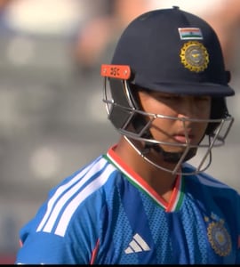 Vaibhav Sooryavanshi Walks Off Before Catch Is Completed, Frustrated Reaction Goes Viral