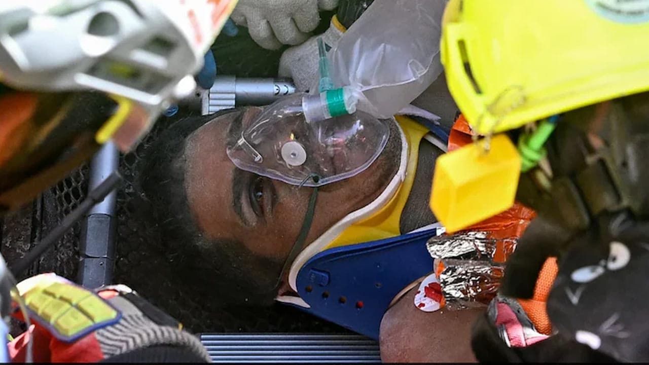 Miracle In Venezuela: Security Guard Rescued Alive After 8 Days Under Rubble