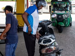 Delhi EV Policy 2026: दिल्लीवालों के लिए 2028 से पेट्रोल बाइक और स्कूटर खरीदना गैरकानूनी? आसान भाषा में समझें