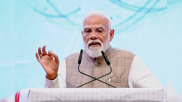PM Modi on Paper Leak: "दोषींवर कडक कारवाई करणार...", पेपरफुटीवर PM मोदींची पहिली प्रतिक्रिया