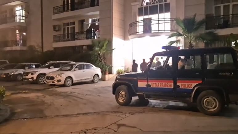 लखनऊ में फर्जी इंटरनेशनल कॉल सेंटर का भंडाफोड़, क्राइम ब्रांच की रेड के बाद 2 गिरफ्तार