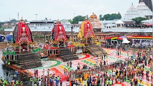 Three Grand Chariots Reach Singhadwara as Puri Jagannath Rath Yatra Begins