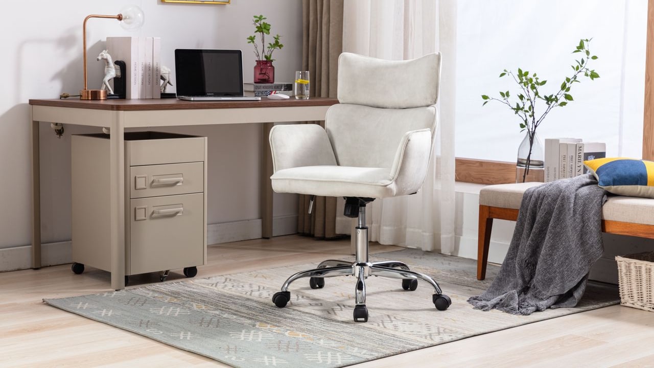 How To Choose An Office Chair For Short Users A Practical Guide