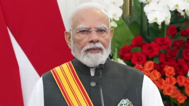 पीएम मोदी को मिला इंडोनेशिया का सर्वोच्च सम्मान, बड़े समझौतों पर हस्ताक्षर