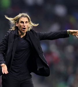 Ecuador Coach Sebastian Beccacece Confirms Departure After Round Of 32 Exit From FIFA World Cup