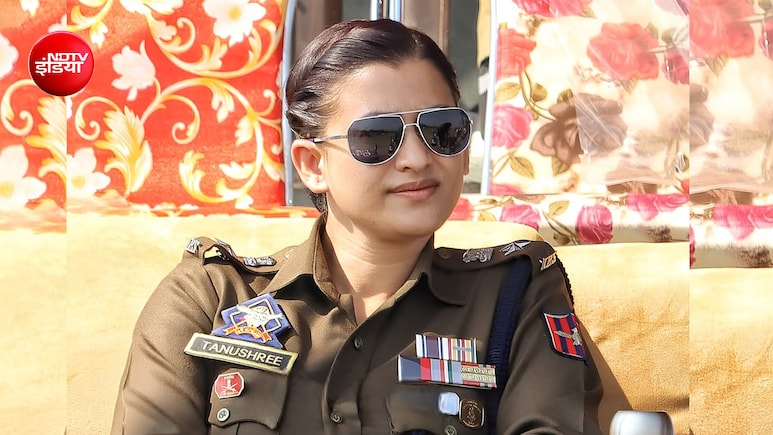 IPS तनुश्री का ट्रांसफर: छलका घाटी का दर्द, लोग बोले- 'जम्मू-कश्मीर ने खोया ईमानदार अफसर, मिस यू दीदी'